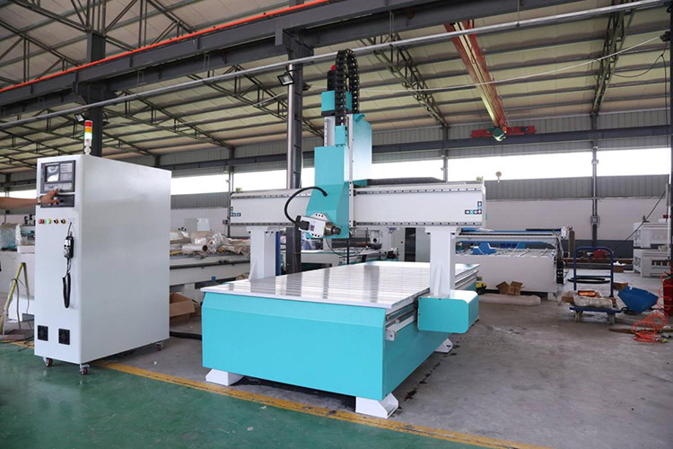 Ứng dụng máy khắc CNC trong cửa gỗ